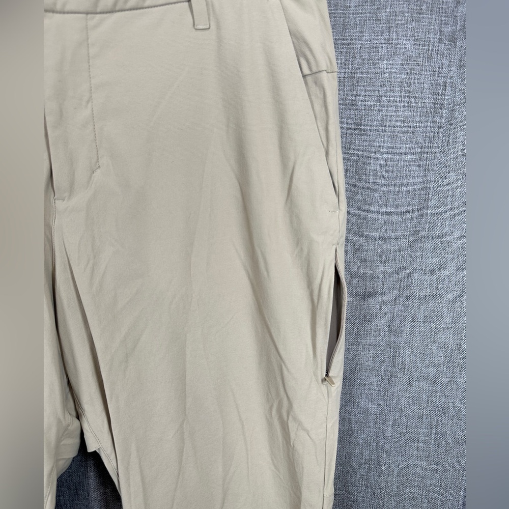 lululemon athletica Men's Beige Cargo Pants - Picture 2 of 10